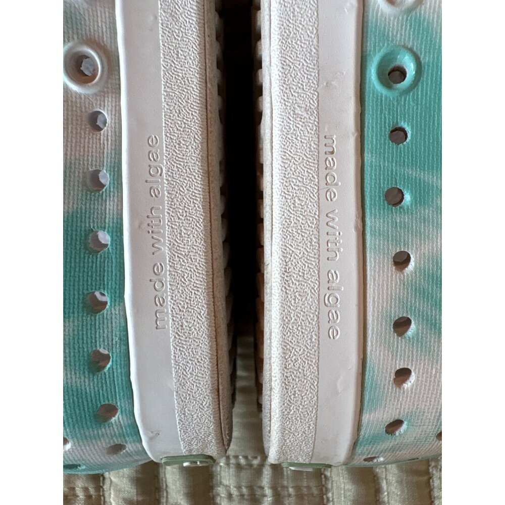 C9 Native Jefferson Bloom Print Child Unisex Shoes Ocean Waves Made with Algae - Picture 8 of 11